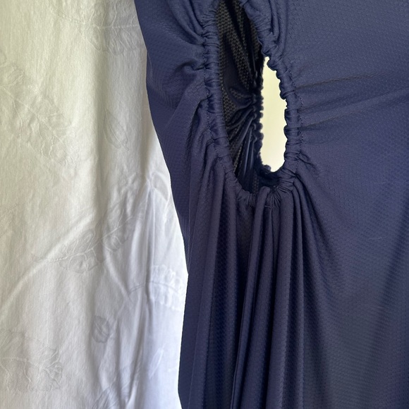 NWT - WAYF Jersey Cutout Knit Dress - Size Medium - Navy - Picture 11 of 13